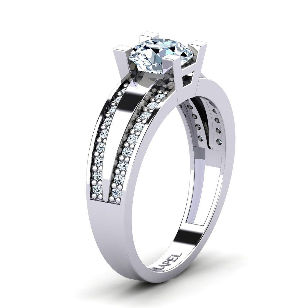 4. Bild von Brooklyne Round Solitaire Pave Accent Ring